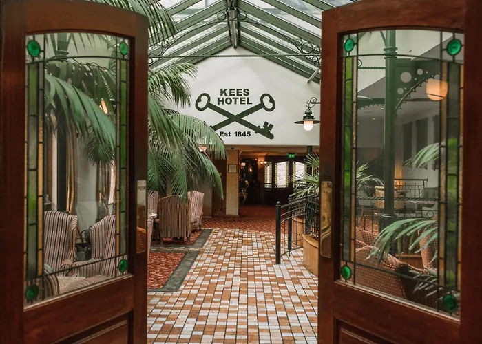 Kee\'S Hotel